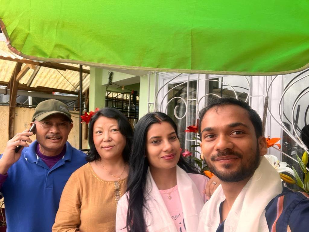 Dew Drops Guest House Darjeeling  Extérieur photo