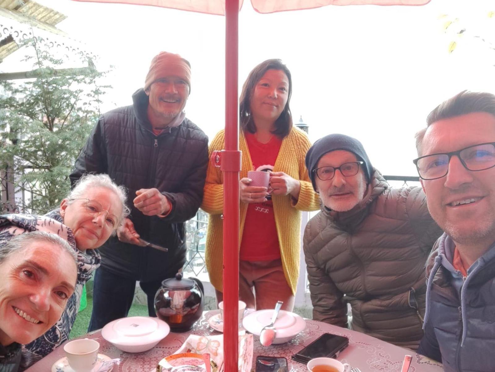 Dew Drops Guest House Darjeeling  Extérieur photo